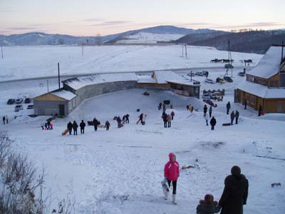 Гора Веселая зимой. (© degtjarev pavel || panoramio.com)
